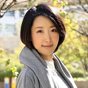 【2022年01月04日発売】西田春菜＆小濱ひなの